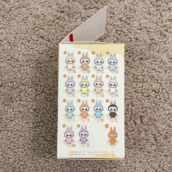 Pop Mart Labubu Pin For Love Letter G Giving - Picture 4 of 15